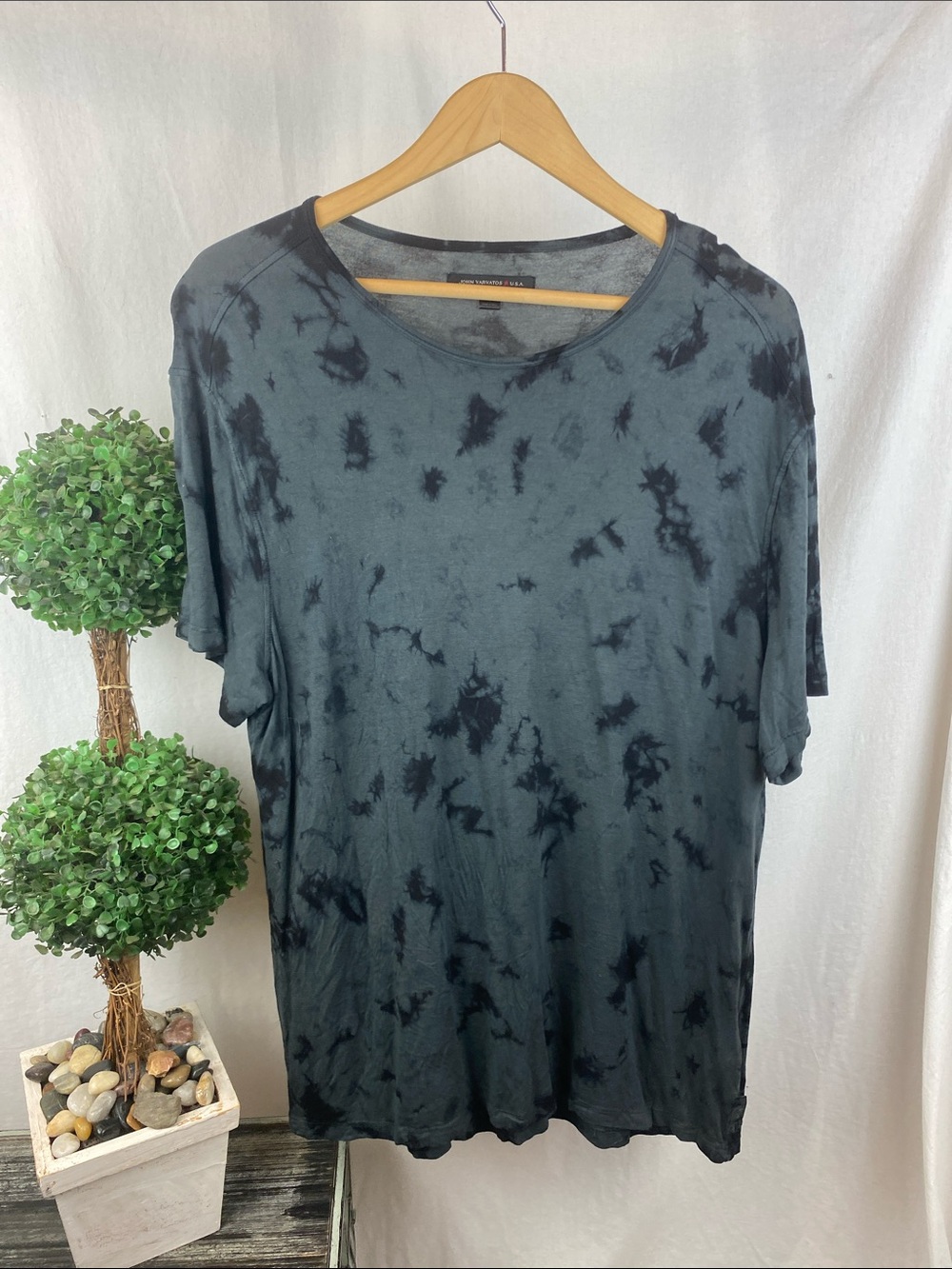 John Varvatos Gray & Black Short Sleeve Lightweight Tee T Shirt XL